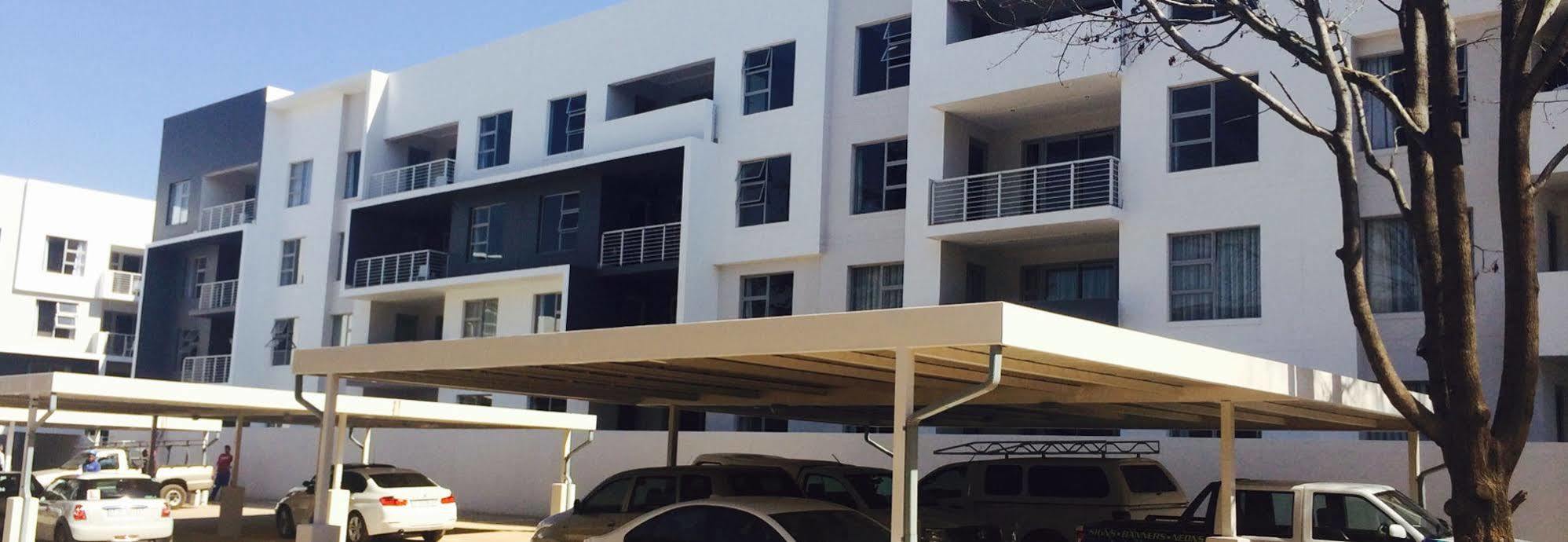Epic Lux 8-12 Apartment Johannesburg Exterior photo
